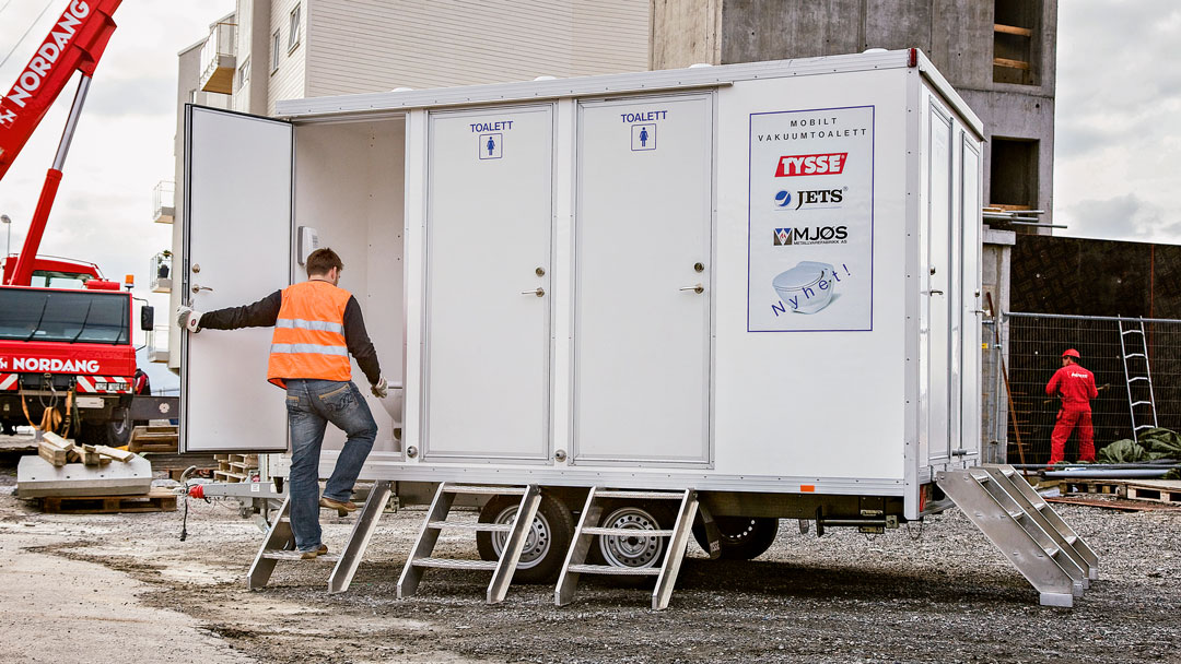 Foto: Mobile Vakuumtoiletten auf Anhänger